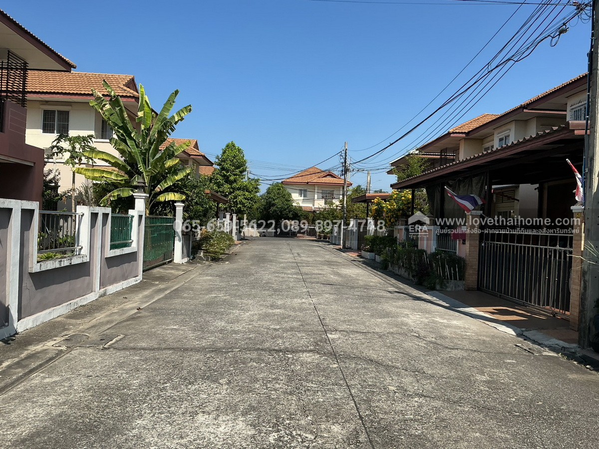 ขายบ้านเดี่ยว ซื่อตรงบางใหญ่(เฟส3) บางบัวทอง นนทบุรี 65 ตรว. ราคา3.9ล้าน รถไฟฟ้าคลองบางไผ่ และถนนวงแหวนตะวันตก ขายราคาพิเศษ! มาเป็นเจ้าของด่วน!