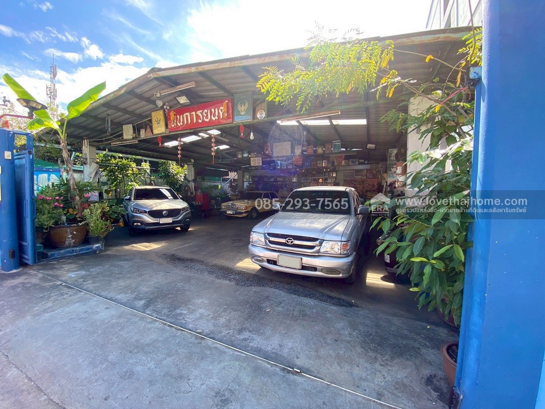 ขายบ้านเดี่ยว 2 ชั้น ซอยนวมินทร์42 พื้นที่ 95 ตารางวา ขาย 16.5 ล้านบาท ทำเลดีมาก ถนนเมน เข้าซอยเพียง 100 เมตร ใกล้เดอะมอลล์บางกะปิ