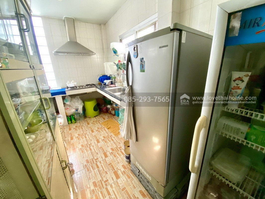 ขายบ้านเดี่ยว 2 ชั้น ซอยนวมินทร์42 พื้นที่ 95 ตารางวา ขาย 16.5 ล้านบาท ทำเลดีมาก ถนนเมน เข้าซอยเพียง 100 เมตร ใกล้เดอะมอลล์บางกะปิ