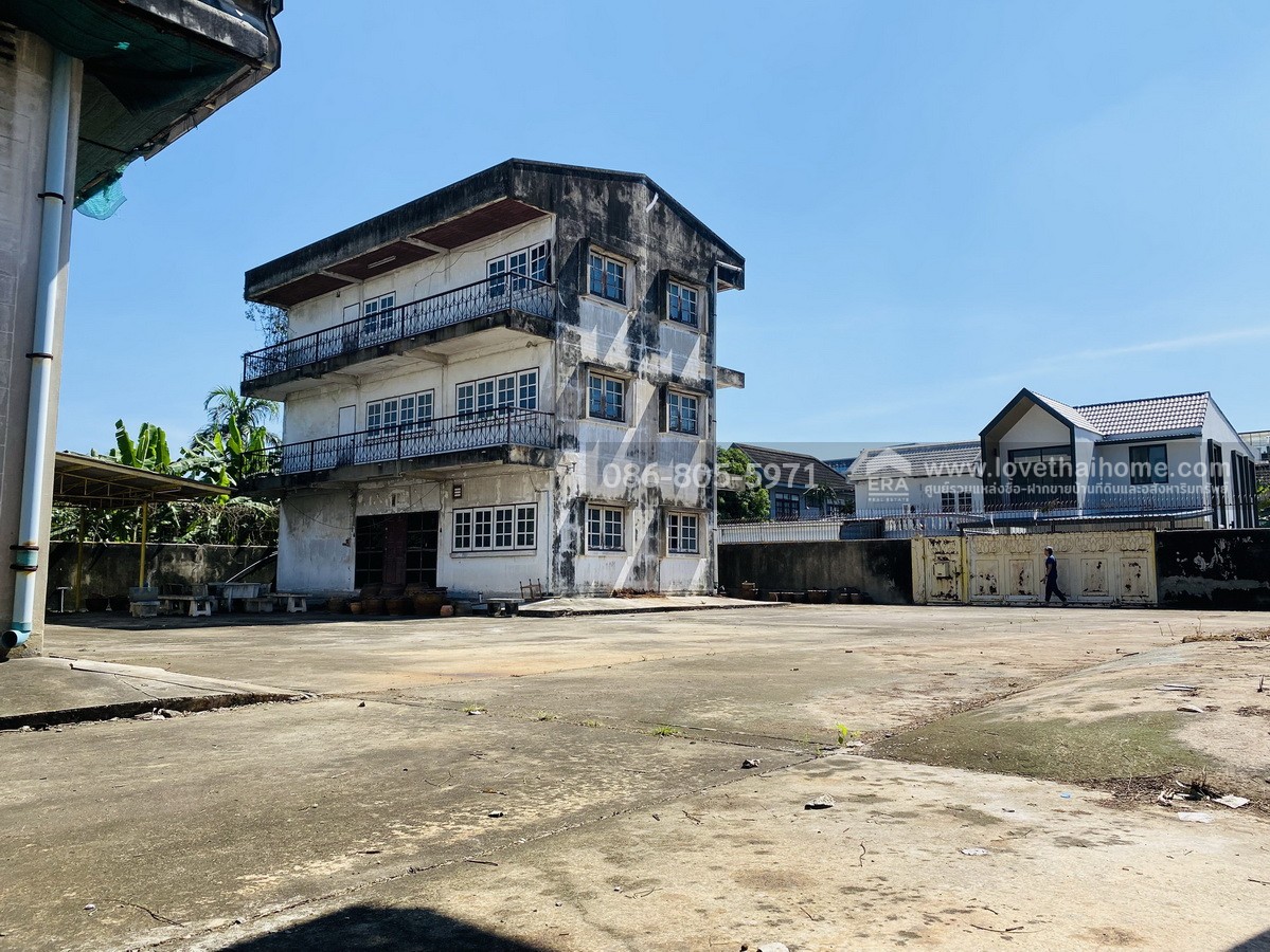 ขายที่ดินพร้อมอาคาร สุขุมวิท 60/1 (เข้าได้จากสุขุมวิท 62) 400 ตรว. ใกล้รถไฟฟ้า BTS สถานีบางจาก ขายด่วน!ราคาถูก!วาละ 172,500 บาท/ต่อรองได้ ทำเลศักยภาพย่านสุขุมวิท เหมาะสำหรับนักลงทุนที่มองหาที่ดินสุขุมวิทในราคาคุ้มค่า