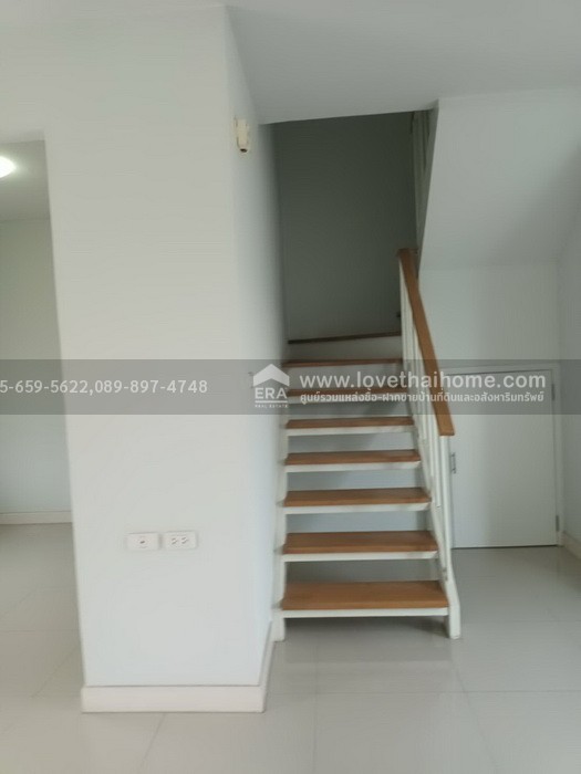 ขายทาวน์เฮ้าส์ เดอะคัลเลอร์ส 2 รังสิต-ลำลูกกา คลอง 4 ปทุมธานี พื้นที่20ตรว. ราคา1.95ล้าน หั่นราคาสุดๆ ถนนเมนเข้าไม่ลึก ใกล้โรงเรียนบีคอนเฮ้าส์แย้มสอาดรังสิต มาเป็นเจ้าของด่วน!