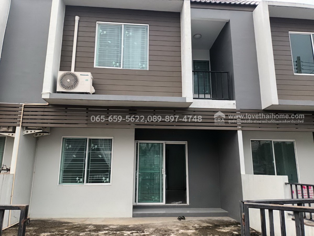ขายทาวน์เฮ้าส์ เดอะคัลเลอร์ส 2 รังสิต-ลำลูกกา คลอง 4 ปทุมธานี พื้นที่20ตรว. ราคา1.95ล้าน หั่นราคาสุดๆ ถนนเมนเข้าไม่ลึก ใกล้โรงเรียนบีคอนเฮ้าส์แย้มสอาดรังสิต มาเป็นเจ้าของด่วน!