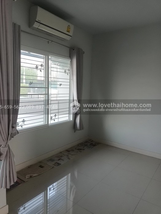 ขายทาวน์เฮ้าส์ เดอะคัลเลอร์ส 2 รังสิต-ลำลูกกา คลอง 4 ปทุมธานี พื้นที่20ตรว. ราคา1.95ล้าน หั่นราคาสุดๆ ถนนเมนเข้าไม่ลึก ใกล้โรงเรียนบีคอนเฮ้าส์แย้มสอาดรังสิต มาเป็นเจ้าของด่วน!