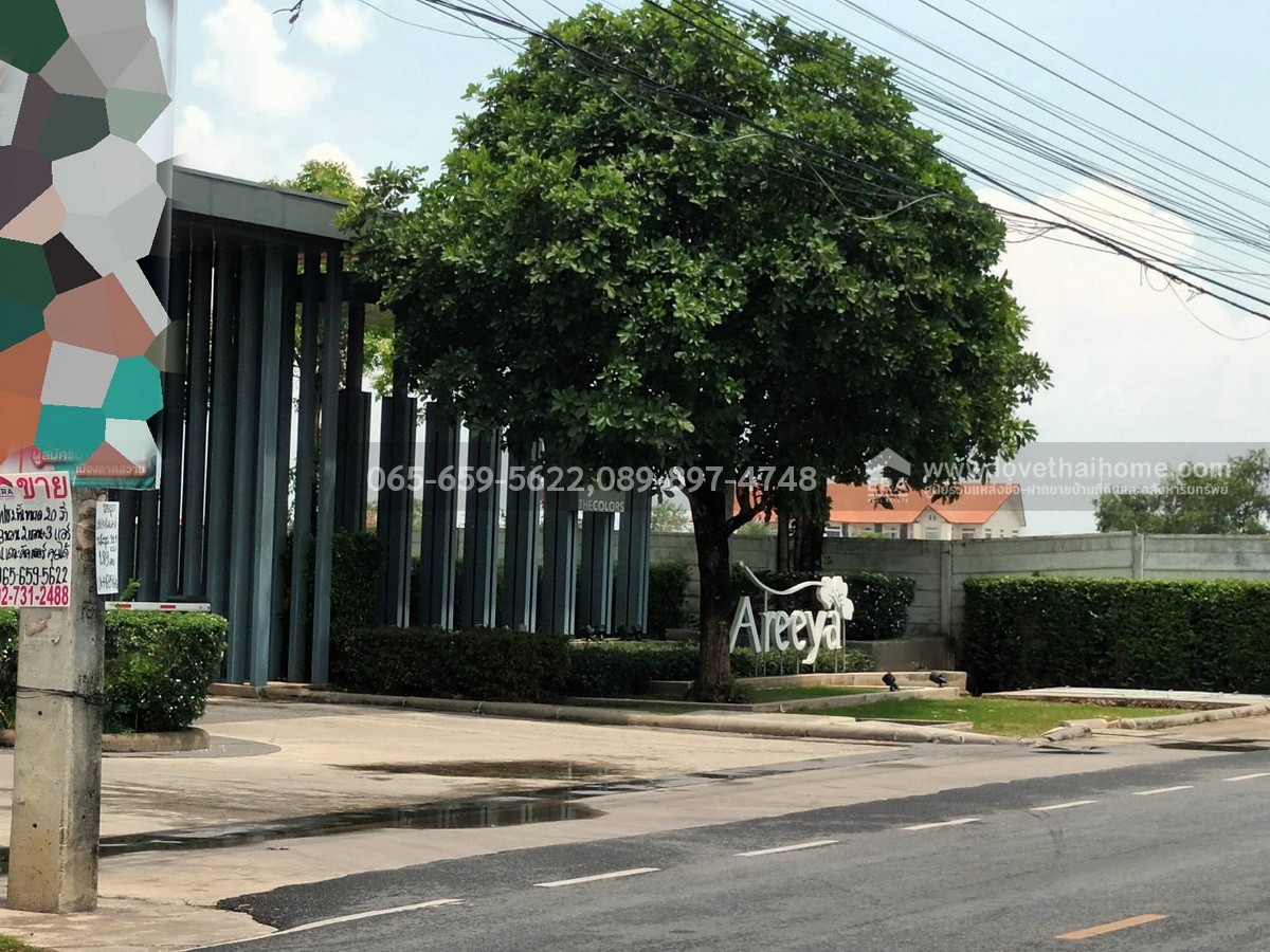 ขายทาวน์เฮ้าส์ เดอะคัลเลอร์ส 2 รังสิต-ลำลูกกา คลอง 4 ปทุมธานี พื้นที่20ตรว. ราคา1.95ล้าน หั่นราคาสุดๆ ถนนเมนเข้าไม่ลึก ใกล้โรงเรียนบีคอนเฮ้าส์แย้มสอาดรังสิต มาเป็นเจ้าของด่วน!