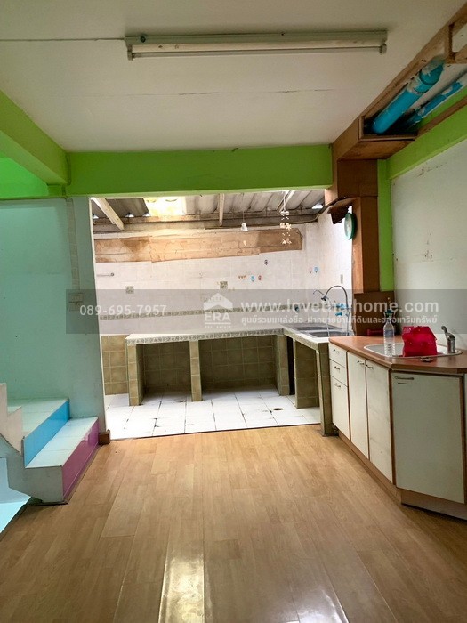 ขายอาคารพาณิชย์5ชั้น บางซื่อ ถนนประชาราษฏร์สาย1 ซอย10 (แยกโคกปู่แก่น) 13.8ตรว. ใกล้ MRT สถานีบางโพ รีโนเวทสวย พร้อมอยู่ ขาย4.9ล้าน (เช่า15,000บาท/เดือน)