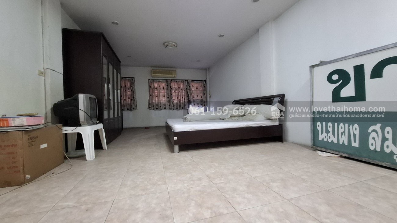 ขายตึกแถว4.5ชั้น ริมถนนคลองหลวง-คลองสอง ปทุมธานี พื้นที่16ตรว. ใกล้ตลาดไท ราคา 3.8 ล้าน (ให้เช่า 16,000.-/เดือน) เหมาะทำการค้าและอยู่อาศัย