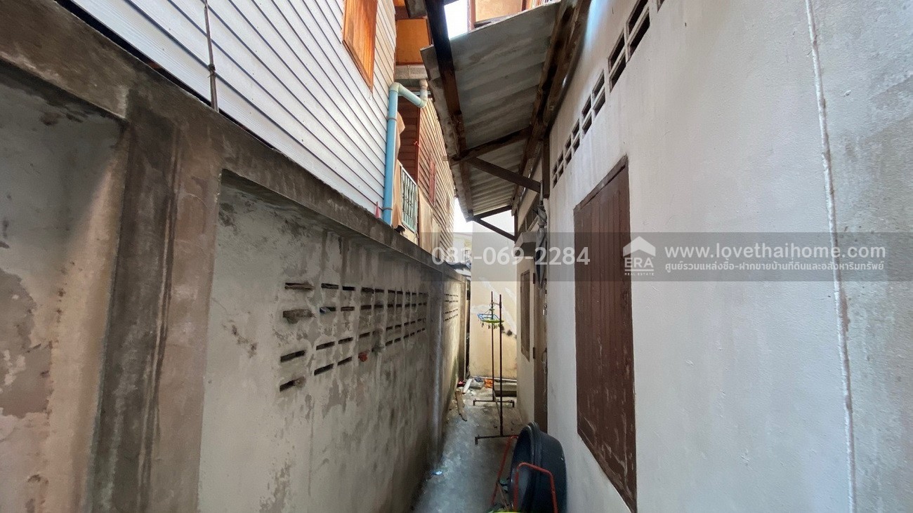 ขายที่ดินเจริญรัถ4 คลองสาน ลัดออกกรุงธนบุรี1 ได้ พื้นที่35ตรว. ใกล้ BTS วงเวียนใหญ่ ราคา 6.5 ล้าน สร้างตึกอาคารได้สบาย(ผังเมืองสีแดง)