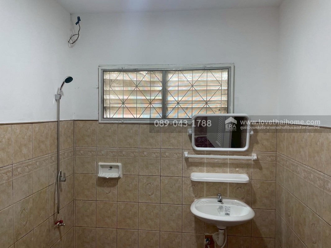 ขายบ้านเดี่ยว หมู่บ้านจามจุรี ซอยกิ่งแก้ว41 พื้นที่ 50 ตารางวา ขาย 2.59 ล้านบาท บ้านสภาพนางฟ้า พร้อมเข้าอยู่ ใครที่อยากได้บ้านย่านนี้ ต้องรีบตัดสินใจด่วนนะคะ