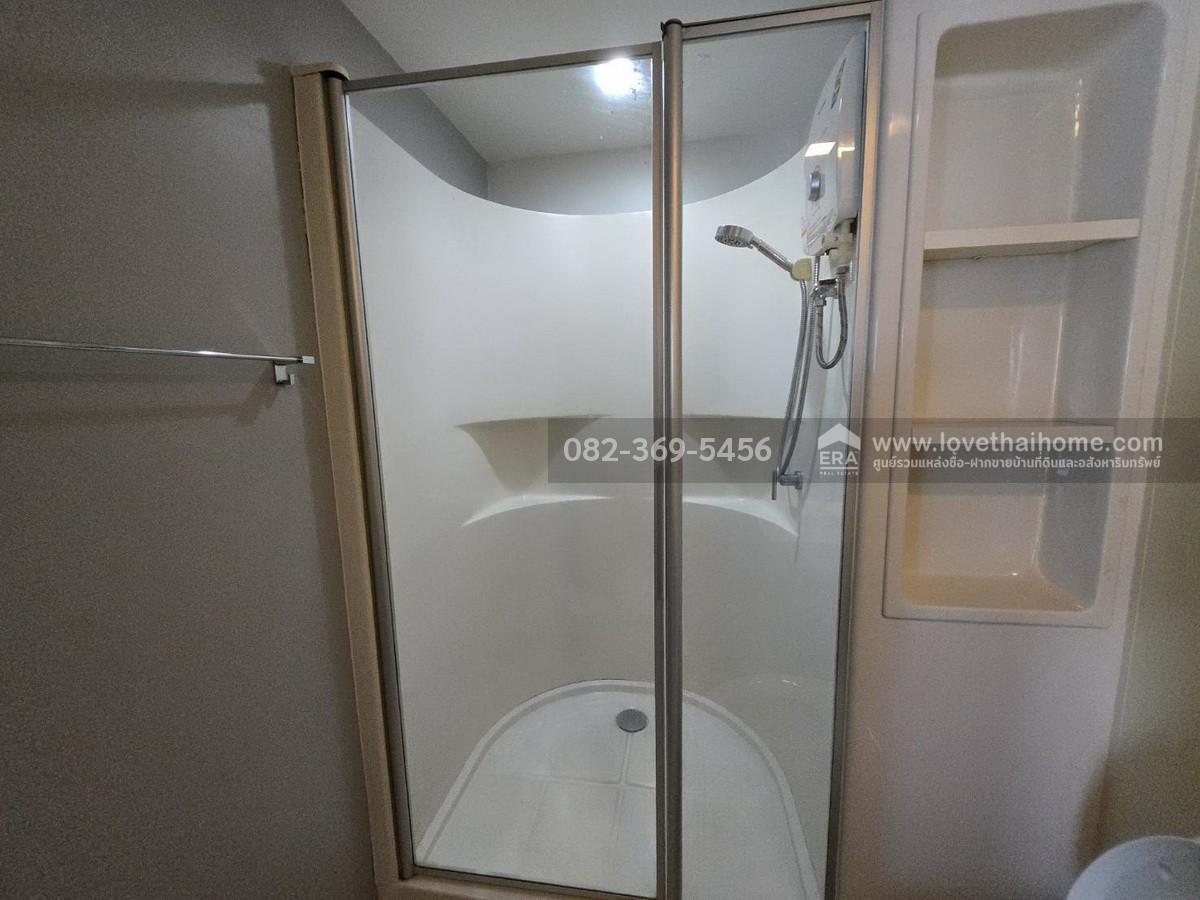 ขายคอนโดเดอะรูม รัชดา-ลาดพร้าว (ลาดพร้าว 32) ใกล้MRTลาดพร้าว 290 เมตร พื้นที่ 61.86 ตรม. อยู่ชั้น 12 อาคาร D ราคาถูกเพียง 6,000,000 บาท แถม! เฟอร์ฯและแอร์ ทำเลดี การคมนาคมสะดวกสบาย