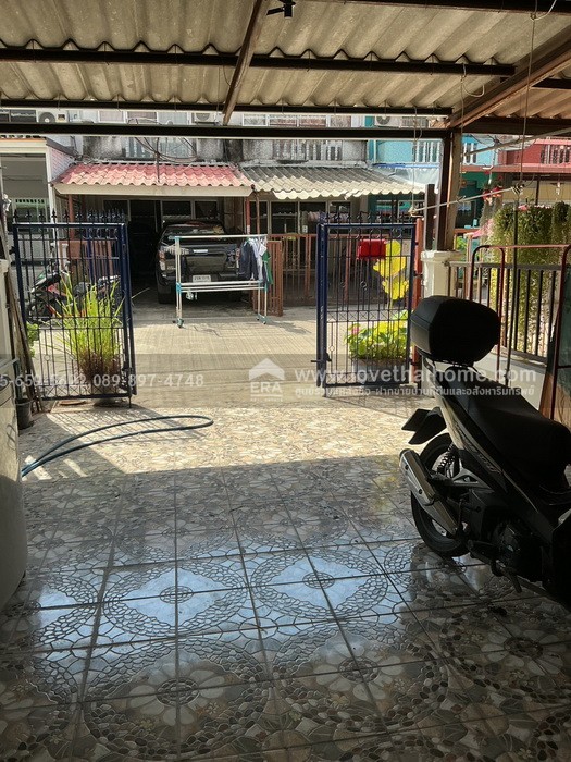 ขายทาวน์เฮ้าส์ แพรกษา3/1 หมู่บ้านบดิพัฒน์2 ซ.1/2 สมุทรปราการ พื้นที่16ตรว. ขายเพียง1.29ล้าน ราคาถูกมากๆ หาไม่ได้แล้ว รีบมาเป็นเจ้าของด่วน