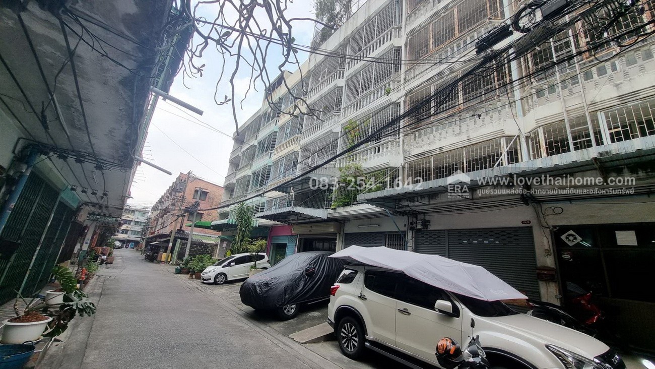 ขายตึกแถว4.5ชั้น เจริญนคร เชื่อมต่อสาทร–ธนบุรี ซ.สมเด็จพระเจ้าตากสิน 27 พื้นที่30.2ตรว. 2คูหา ราคาเพียง 10 ล้านบาท (ถูกมากเมื่อเทียบทำเล) ราคานี้หาได้ยากมากในย่านนี้