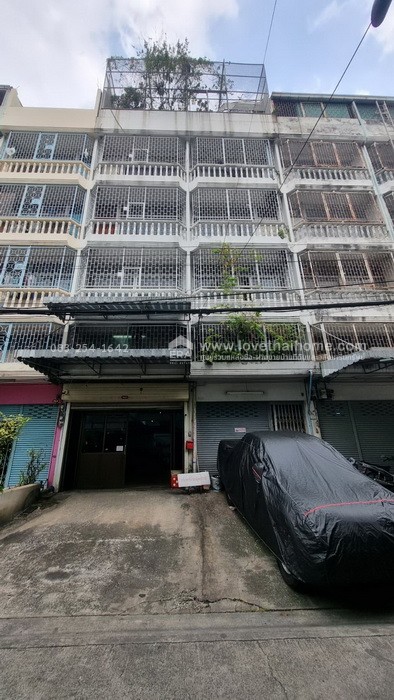 ขายตึกแถว4.5ชั้น เจริญนคร เชื่อมต่อสาทร–ธนบุรี ซ.สมเด็จพระเจ้าตากสิน 27 พื้นที่30.2ตรว. 2คูหา ราคาเพียง 10 ล้านบาท (ถูกมากเมื่อเทียบทำเล) ราคานี้หาได้ยากมากในย่านนี้