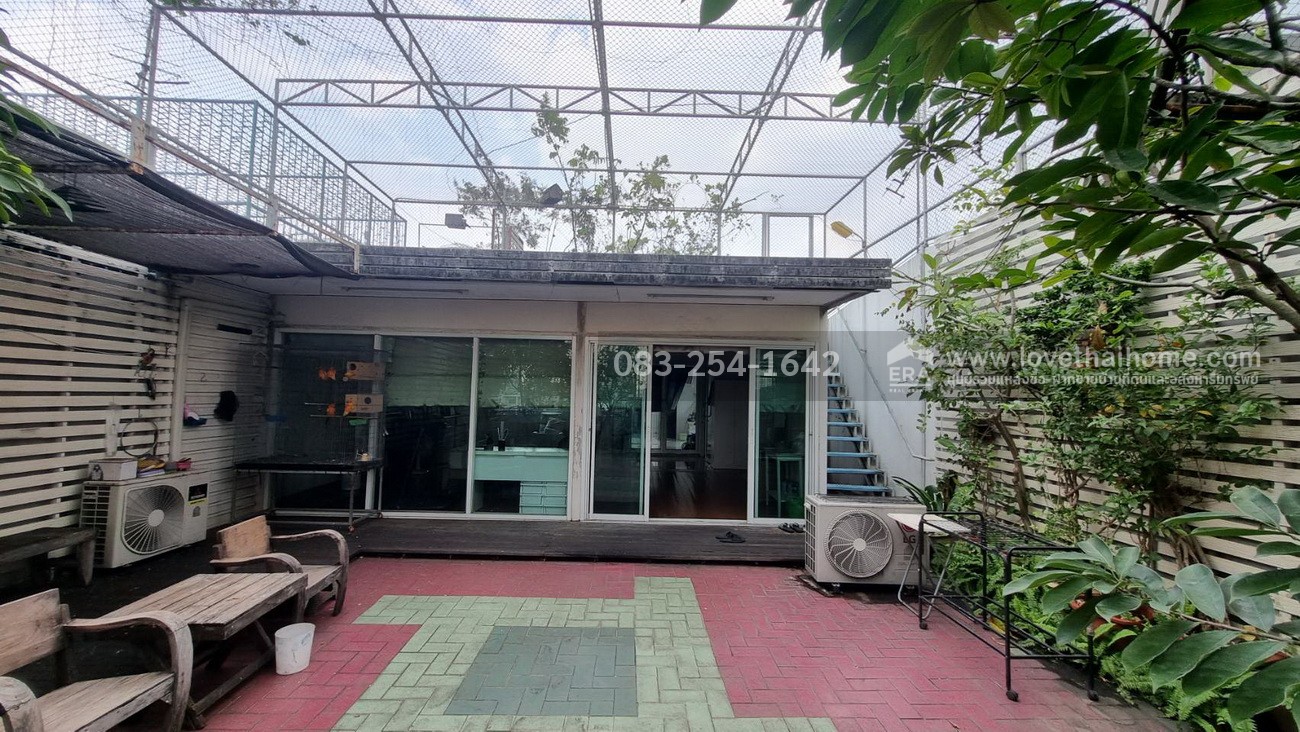 ขายตึกแถว4.5ชั้น เจริญนคร เชื่อมต่อสาทร–ธนบุรี ซ.สมเด็จพระเจ้าตากสิน 27 พื้นที่30.2ตรว. 2คูหา ราคาเพียง 10 ล้านบาท (ถูกมากเมื่อเทียบทำเล) ราคานี้หาได้ยากมากในย่านนี้