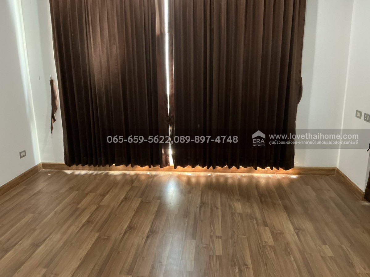 ขายทาวน์เฮ้าส์ ประชาอุทิศ131 หมู่บ้านโนวาอาร์ท-ทุ่งครุ พื้นที่19.3ตรว. ใกล้รร.สารสาสน์วิเทศศึกษา และม.เทคโนโลยีพระจอมเกล้าธนบุรี ราคาพิเศษเพียง2.15ล้าน ถูกมาก! รีบมาเป็นเจ้าของ ด่วน!