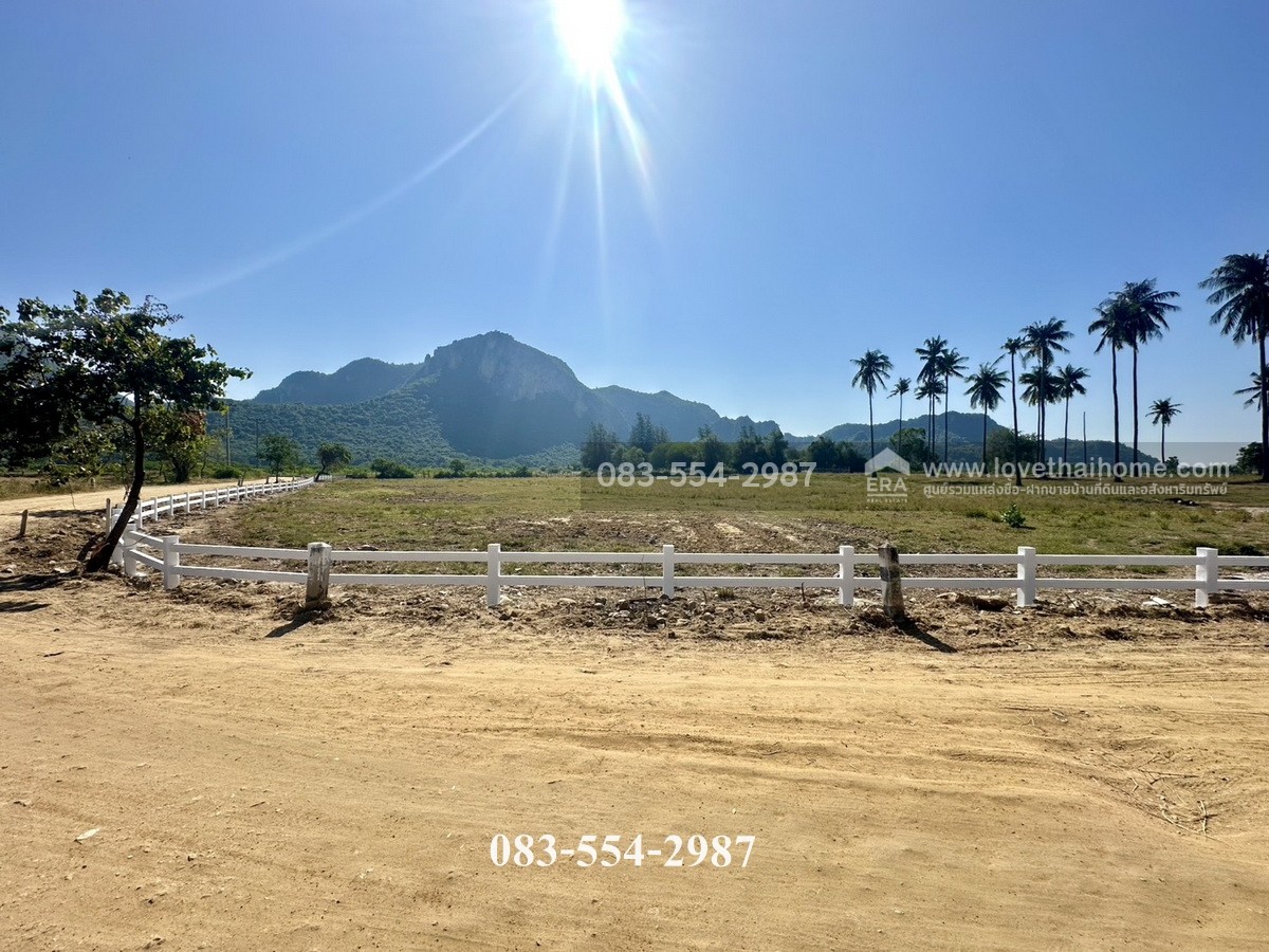 ขายที่ดินสวยปราณบุรี โครงการมัลดีฟรีสอร์ท@ปราณบุรี สามร้อยยอด ประจวบคีรีขันธ์ ใกล้ทะเลปราณบุรี พื้นที่19-1-58.7ไร่ ราคา32ล้าน ภูเขาล้อมรอบ270องศา ใกล้หาดนมสาว ถนนสามารถบรรทุกเรือลงทะเลได้