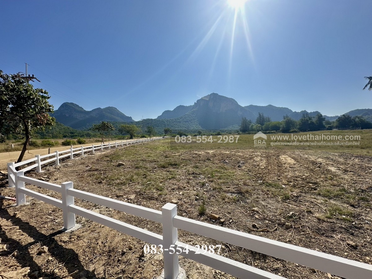 ขายที่ดินสวยปราณบุรี โครงการมัลดีฟรีสอร์ท@ปราณบุรี สามร้อยยอด ประจวบคีรีขันธ์ ใกล้ทะเลปราณบุรี พื้นที่19-1-58.7ไร่ ราคา32ล้าน ภูเขาล้อมรอบ270องศา ใกล้หาดนมสาว ถนนสามารถบรรทุกเรือลงทะเลได้