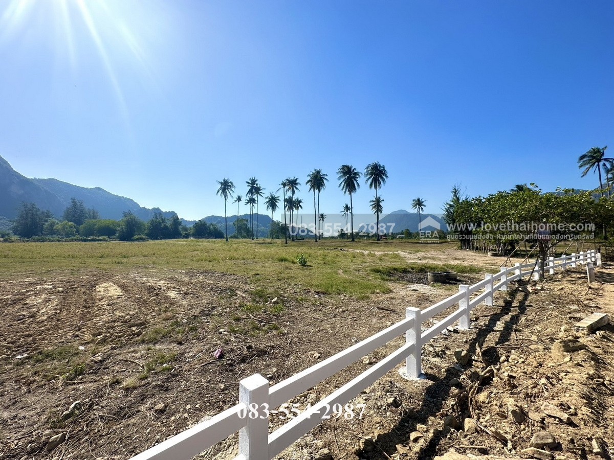 ขายที่ดินสวยปราณบุรี โครงการมัลดีฟรีสอร์ท@ปราณบุรี สามร้อยยอด ประจวบคีรีขันธ์ ใกล้ทะเลปราณบุรี พื้นที่19-1-58.7ไร่ ราคา32ล้าน ภูเขาล้อมรอบ270องศา ใกล้หาดนมสาว ถนนสามารถบรรทุกเรือลงทะเลได้