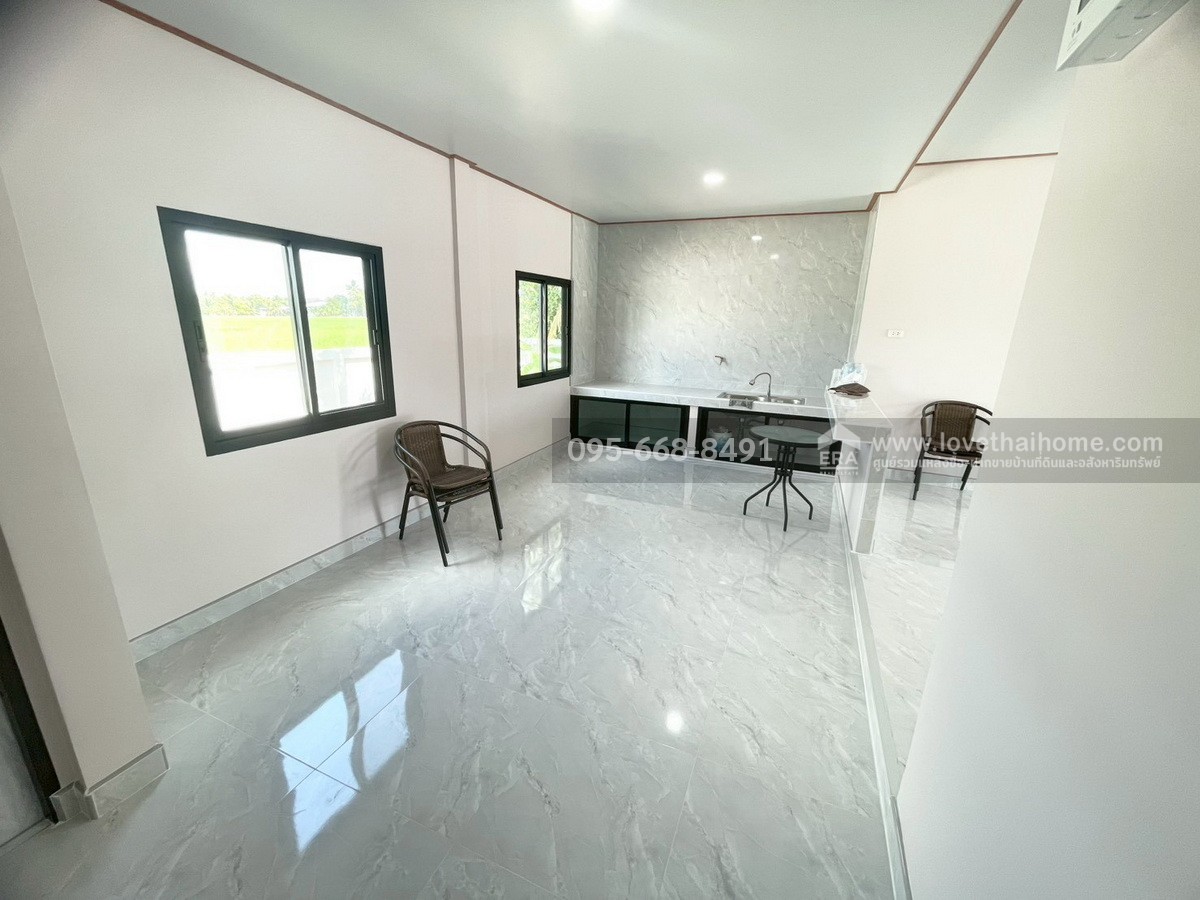 ขายบ้านเดี่ยว หนองเสือ-คลอง8 ซ.บึงบอน30/2 ปทุมธานี พื้นที่200ตรว. ราคา3.5ล้าน บ้านสร้างใหม่ทั้งหลัง ตัวบ้านมีพื้นที่เยอะ พร้อมอยู่อาศัยได้เลย