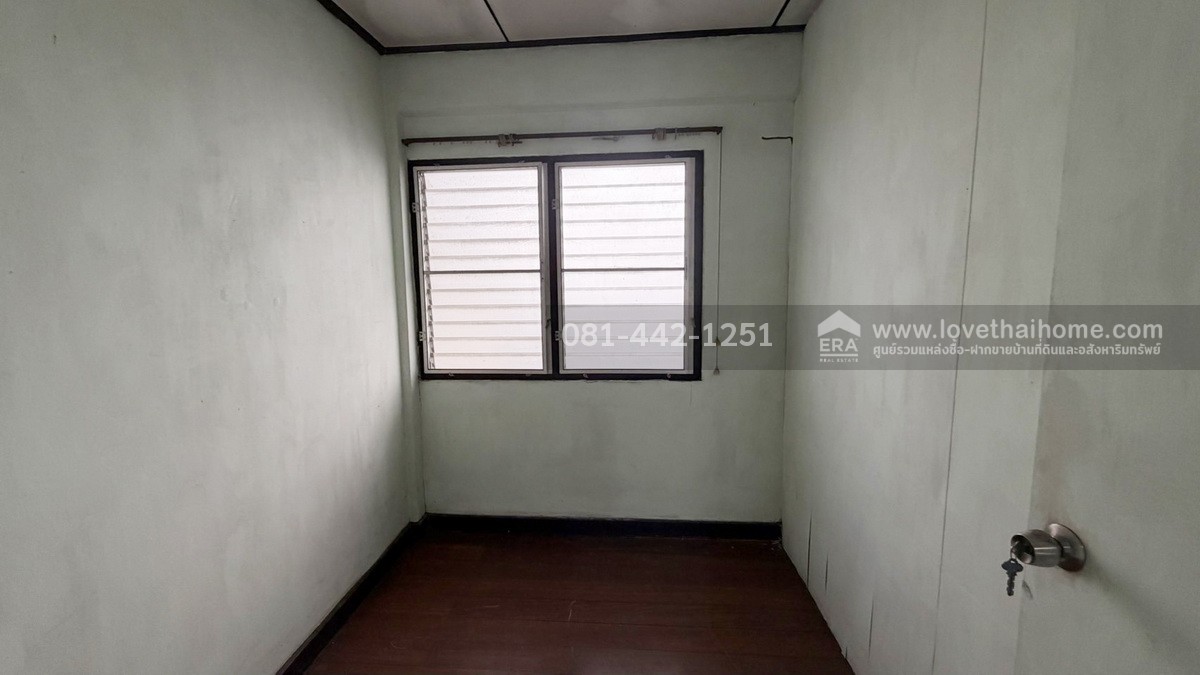 ขายทาวน์เฮ้าส์2ชั้นถนนพระราม9 ซอย13 ซอยโพธิ์หิรัญอุทิศ หมู่บ้านวิจิตชัย พื้นที่ 23 ตรว. ขาย 3.4 ล้านบาท ทำเลใจกลางพระราม9 ใกล้ MRT ศูนย์วัฒนธรรม