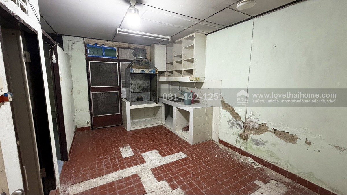 ขายทาวน์เฮ้าส์2ชั้นถนนพระราม9 ซอย13 ซอยโพธิ์หิรัญอุทิศ หมู่บ้านวิจิตชัย พื้นที่ 23 ตรว. ขาย 3.4 ล้านบาท ทำเลใจกลางพระราม9 ใกล้ MRT ศูนย์วัฒนธรรม