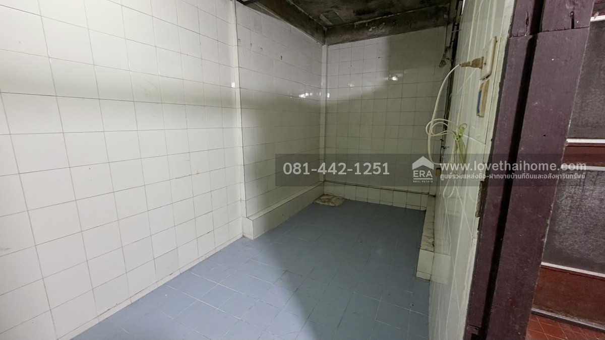 ขายทาวน์เฮ้าส์2ชั้นถนนพระราม9 ซอย13 ซอยโพธิ์หิรัญอุทิศ หมู่บ้านวิจิตชัย พื้นที่ 23 ตรว. ขาย 3.4 ล้านบาท ทำเลใจกลางพระราม9 ใกล้ MRT ศูนย์วัฒนธรรม