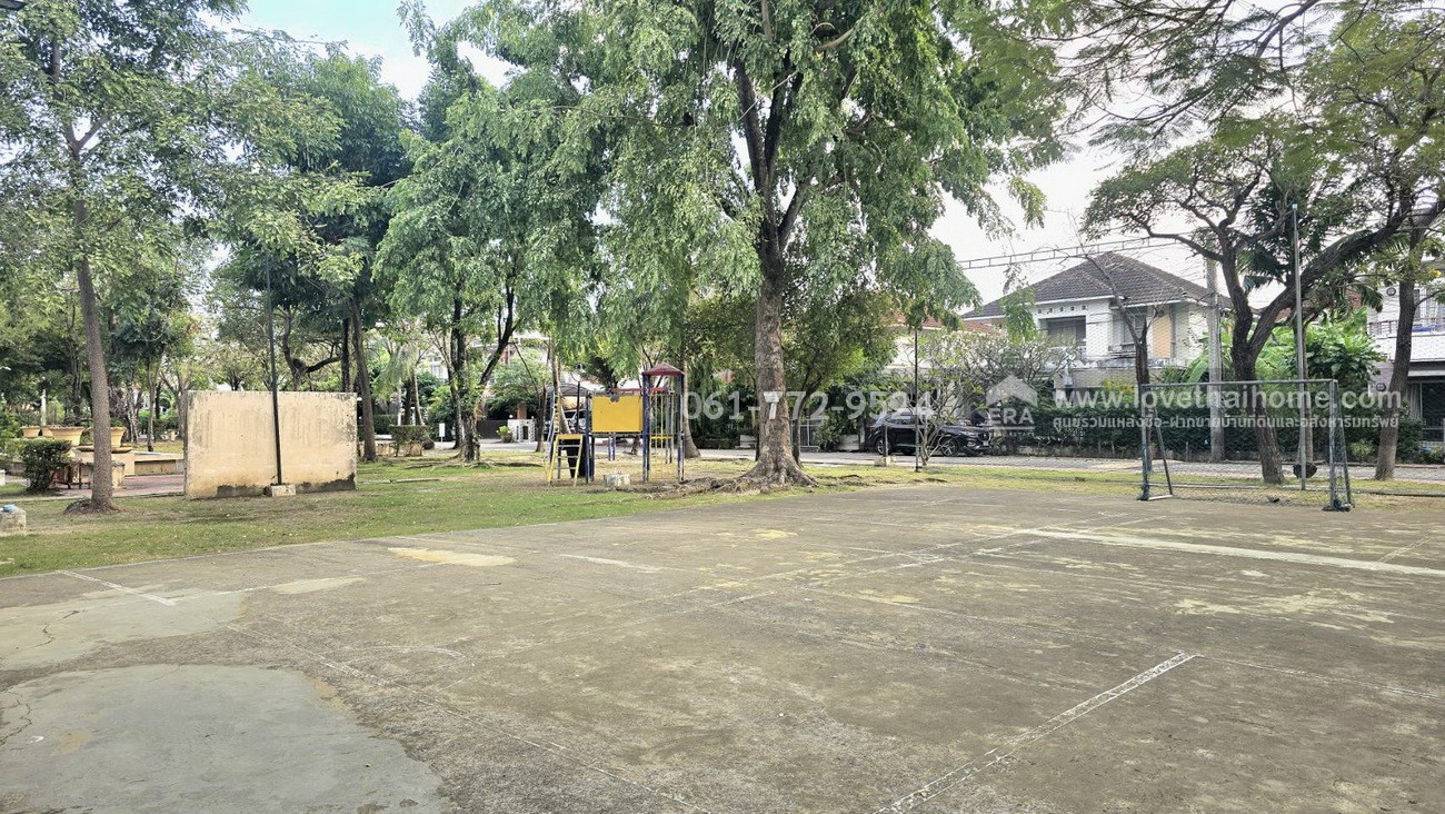 ขายบ้านเดี่ยว หมู่บ้านโฮมเพลส รัตนาธิเบศร์ ถ.บางกรวย-ไทรน้อย นนทบุรี พื้นที่57ตรว. ราคาถูกเพียง4.4ล้าน ต่ำกว่าตลาด