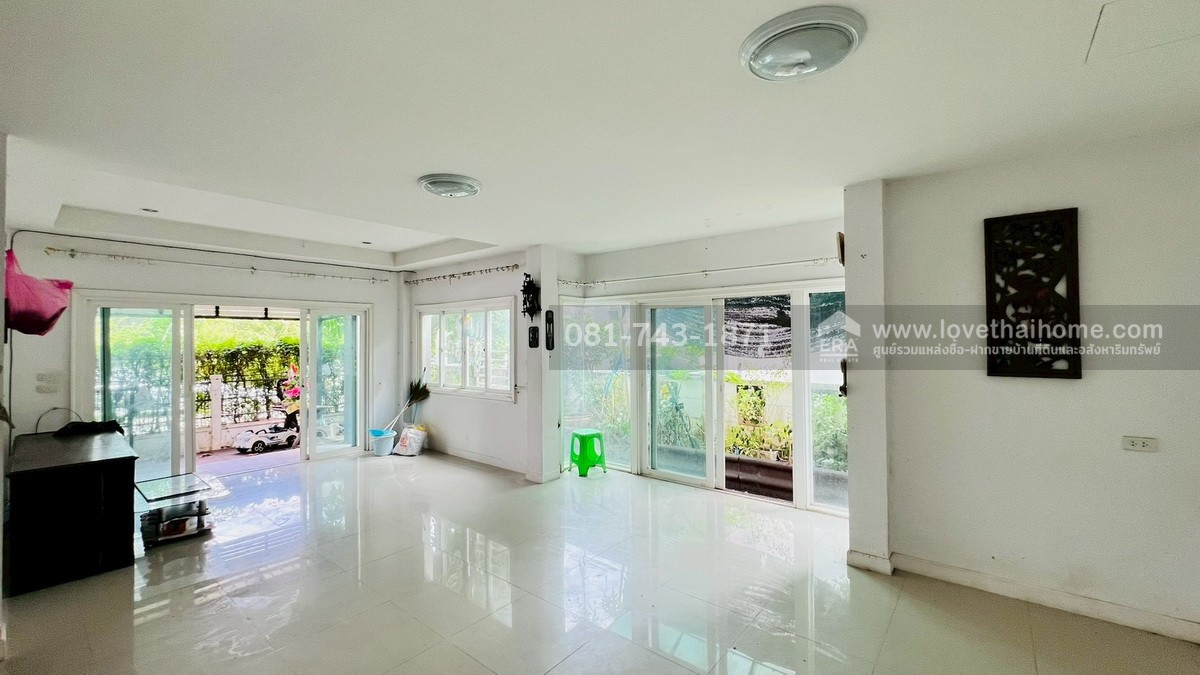 ขายบ้านเดี่ยว ศุภาลัย คอร์ทยาร์ด บางบัวทอง จ.นนทบุรี ทำเลดี ต้นโครงการ ซอย11 ราคาถูกและดีที่สุด บนพื้นที่ 50.8 ตรว. ขายแค่ 2.99 ล้านบาท สภาพบ้านต้องปรับปรุงนิดหน่อย รีบหน่อย คุยราคาได้