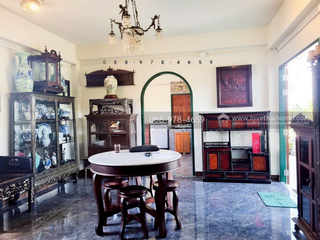 ขายบ้านเดี่ยว 2 ชั้น ลำลูกกา คลอง14 บึงคอไห ปทุมธานี พื้นที่ 200 ตรว. ขาย 3.8 ล้านบาท ติดบริษัทไทยภักดี ใกล้สนามกอล์ฟเรนวูด ปาร์ค เพียง 7 กม. บรรยากาศดี พร้อมอยู่ อายุ 2 ปี (บ้านใหม่)