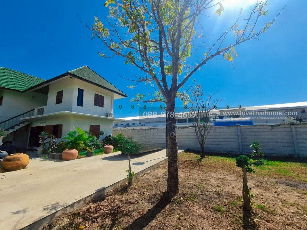 ขายบ้านเดี่ยว 2 ชั้น ลำลูกกา คลอง14 บึงคอไห ปทุมธานี พื้นที่ 200 ตรว. ขาย 3.8 ล้านบาท ติดบริษัทไทยภักดี ใกล้สนามกอล์ฟเรนวูด ปาร์ค เพียง 7 กม. บรรยากาศดี พร้อมอยู่ อายุ 2 ปี (บ้านใหม่)