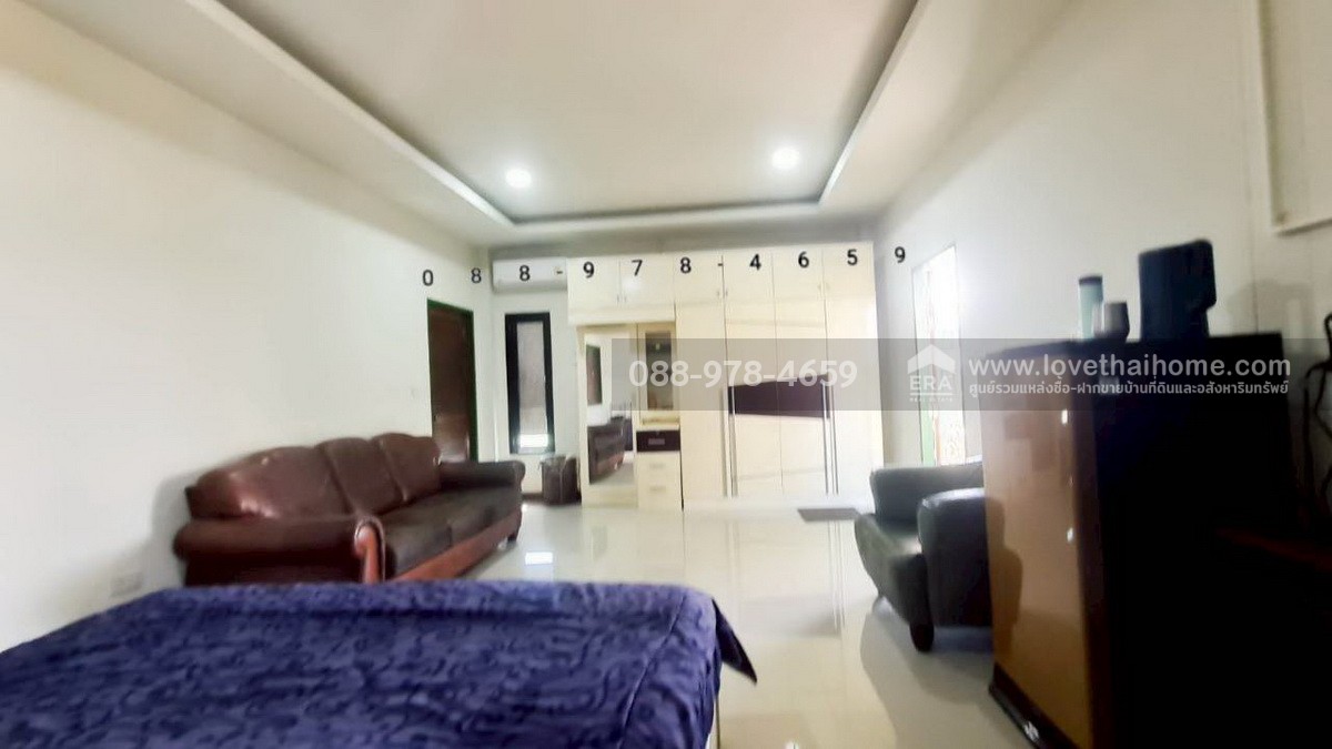 ขายบ้านเดี่ยว 2 ชั้น ลำลูกกา คลอง14 บึงคอไห ปทุมธานี พื้นที่ 200 ตรว. ขาย 3.8 ล้านบาท ติดบริษัทไทยภักดี ใกล้สนามกอล์ฟเรนวูด ปาร์ค เพียง 7 กม. บรรยากาศดี พร้อมอยู่ อายุ 2 ปี (บ้านใหม่)