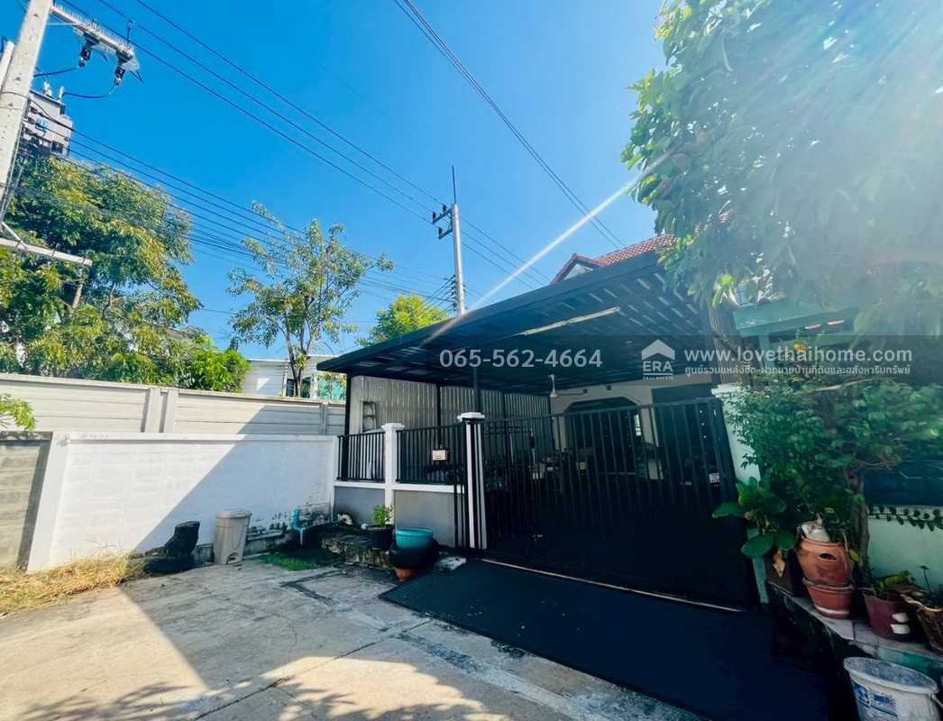 ขายทาวน์เฮ้าส์ 2 ชั้น หมู่บ้านแพรมาพร เพลส รังสิต คลอง4 ปทุมธานี พื้นที่ 37 ตรว. หลังมุม สวย รีโนเวทแล้ว ขายเพียง 1.99 ล้านบาทเท่านั้น