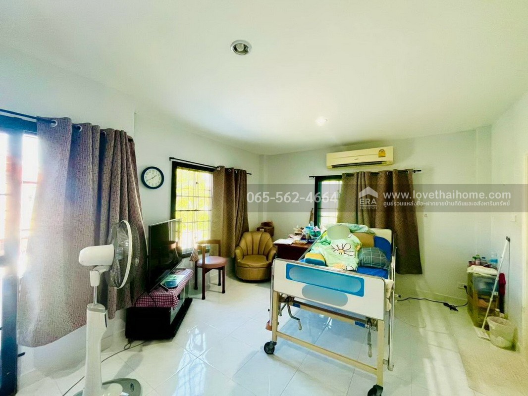 ขายทาวน์เฮ้าส์ 2 ชั้น หมู่บ้านแพรมาพร เพลส รังสิต คลอง4 ปทุมธานี พื้นที่ 37 ตรว. หลังมุม สวย รีโนเวทแล้ว ขายเพียง 1.99 ล้านบาทเท่านั้น