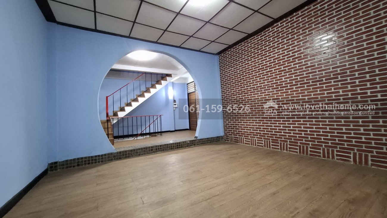 ขายตึกแถว สุขสวัสดิ์37/6 พระประแดง สมุทรปราการ มี2ห้อง26ตร.วา ปรับปรุงใหม่สภาพดีมาก พร้อมอยู่ ราคา8.4ล้านบาท ใกล้ถนนวงแหวนอุตสหกรรม เหมาะทำสำนักงาน และอยู่อาศัย