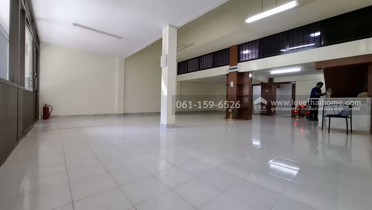 ขายตึกแถว สุขสวัสดิ์37/6 พระประแดง สมุทรปราการ มี2ห้อง26ตร.วา ปรับปรุงใหม่สภาพดีมาก พร้อมอยู่ ราคา8.4ล้านบาท ใกล้ถนนวงแหวนอุตสหกรรม เหมาะทำสำนักงาน และอยู่อาศัย