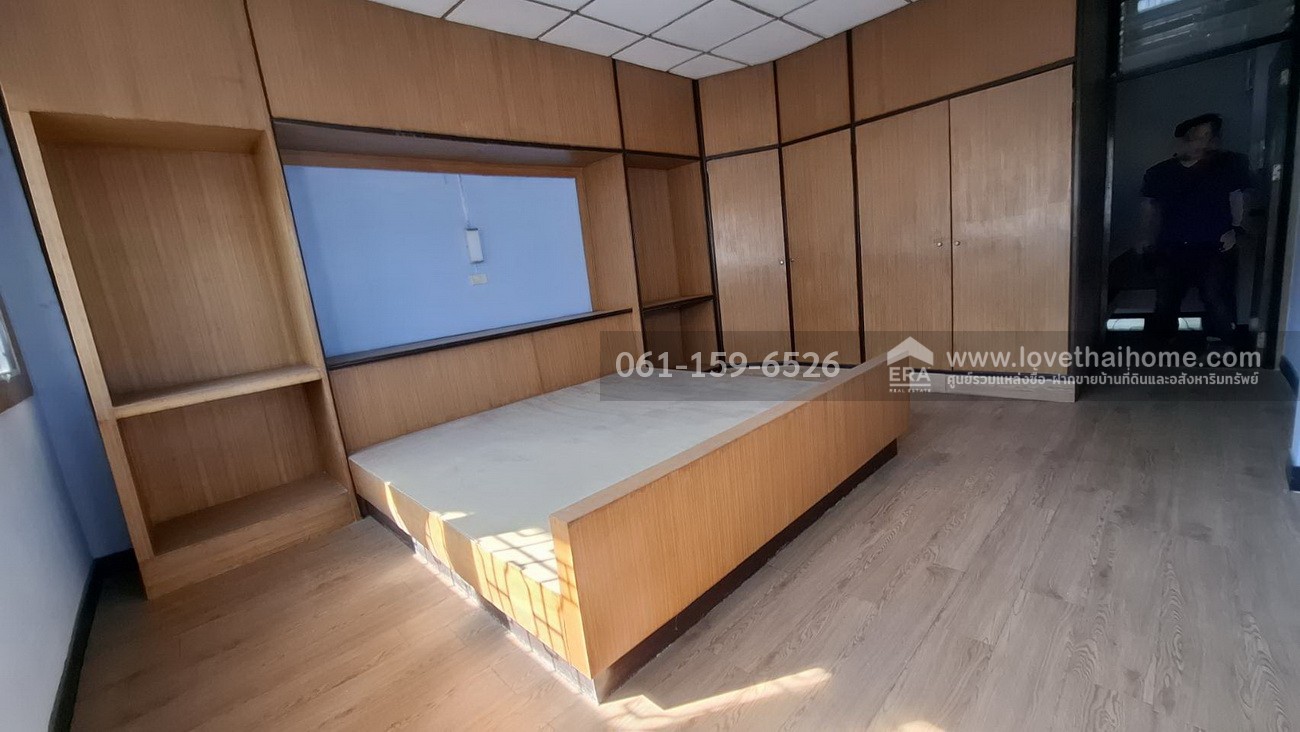 ขายตึกแถว สุขสวัสดิ์37/6 พระประแดง สมุทรปราการ มี2ห้อง26ตร.วา ปรับปรุงใหม่สภาพดีมาก พร้อมอยู่ ราคา8.4ล้านบาท ใกล้ถนนวงแหวนอุตสหกรรม เหมาะทำสำนักงาน และอยู่อาศัย