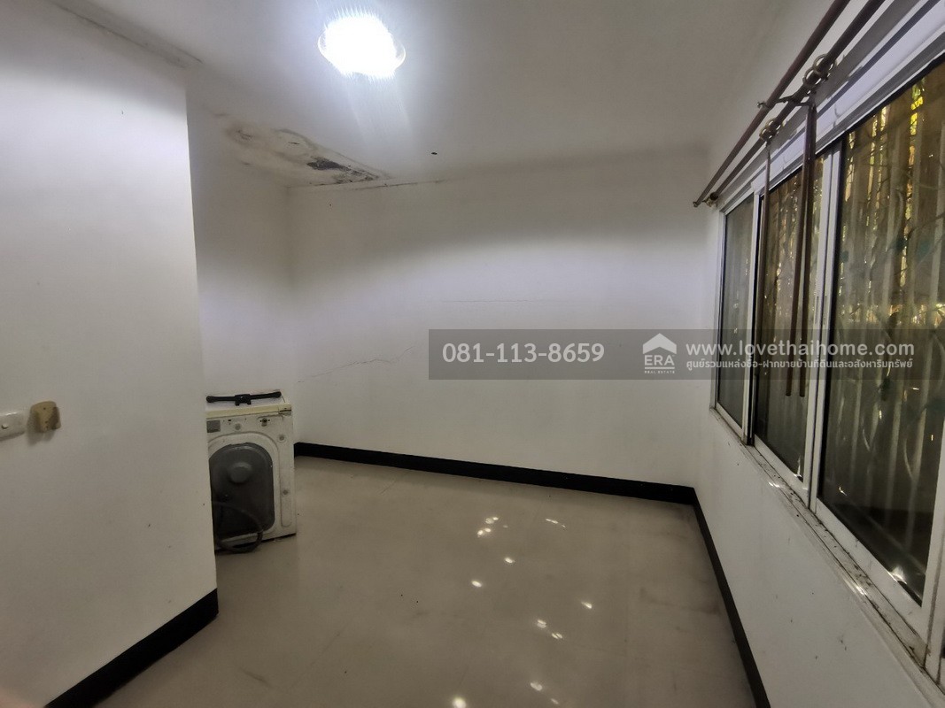 ขายบ้านเดี่ยว 2 ชั้น หมู่บ้านศุภาลัย ออร์คิดปาร์ค วัชรพล ถนนสุขาภิบาล5 ซอย67 พื้นที่ 80.7 ตรว. ขาย 6 ล้านบาท โครงการอยู่ติดถนนสุขาภิบาล5 ถ้าเห็นแล้วต้องชอบ ราคาต่อรองได้