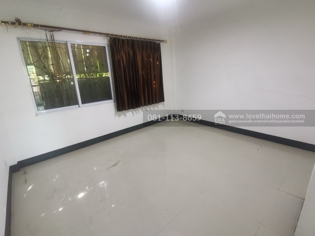 ขายบ้านเดี่ยว 2 ชั้น หมู่บ้านศุภาลัย ออร์คิดปาร์ค วัชรพล ถนนสุขาภิบาล5 ซอย67 พื้นที่ 80.7 ตรว. ขาย 6 ล้านบาท โครงการอยู่ติดถนนสุขาภิบาล5 ถ้าเห็นแล้วต้องชอบ ราคาต่อรองได้