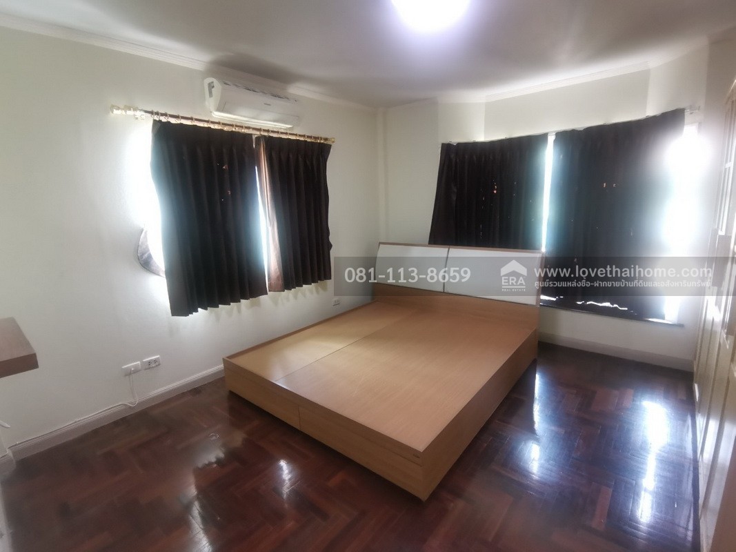 ขายบ้านเดี่ยว 2 ชั้น หมู่บ้านศุภาลัย ออร์คิดปาร์ค วัชรพล ถนนสุขาภิบาล5 ซอย67 พื้นที่ 80.7 ตรว. ขาย 6 ล้านบาท โครงการอยู่ติดถนนสุขาภิบาล5 ถ้าเห็นแล้วต้องชอบ ราคาต่อรองได้