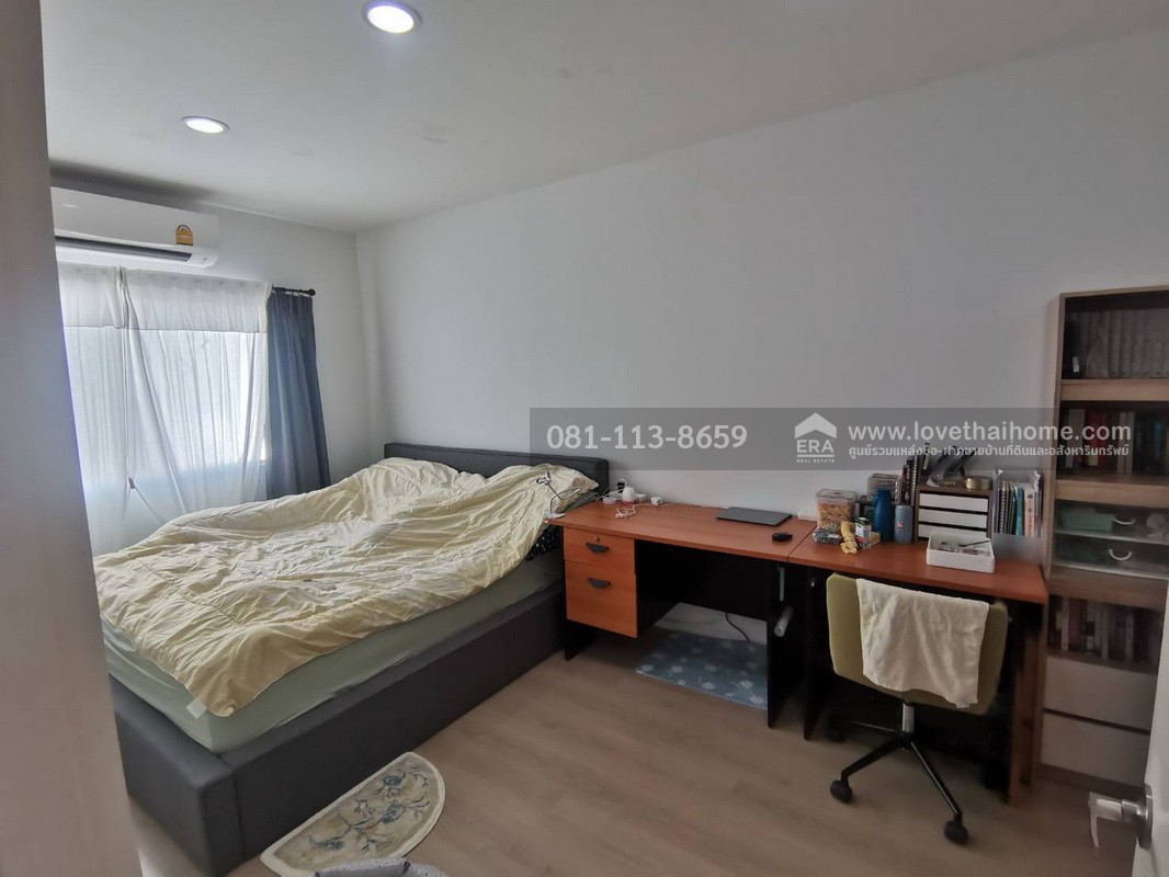 ขายทาวน์เฮ้าส์ 3 ชั้น ซอยอ่อนนุช17 หมู่บ้านบ้านกลางเมือง-สุขุมวิท77 พื้นที่ 20 ตรว. ขาย 7 ล้านบาท อยู่หน้าโครงการ ถ้าเห็นแล้วต้องชอบ ใกล้รถไฟฟ้า 2 สาย