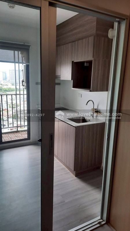 ขายคอนโด The Parkland Charan-Pinklao ติด MRT บางยี่ขัน ราคาดีที่สุดในโครงการ ขนาด 29.69 ตรม. ตึก C ชั้นที่ 20 ราคาพิเศษเพียงแค่ 2.8 ล้านบาทเท่านั้น คุ้มค่าหาไม่ได้ง่ายๆ ในทำเลแบบนี้ ด่วนนะจ๊ะก่อนที่จะหลุดมือ!