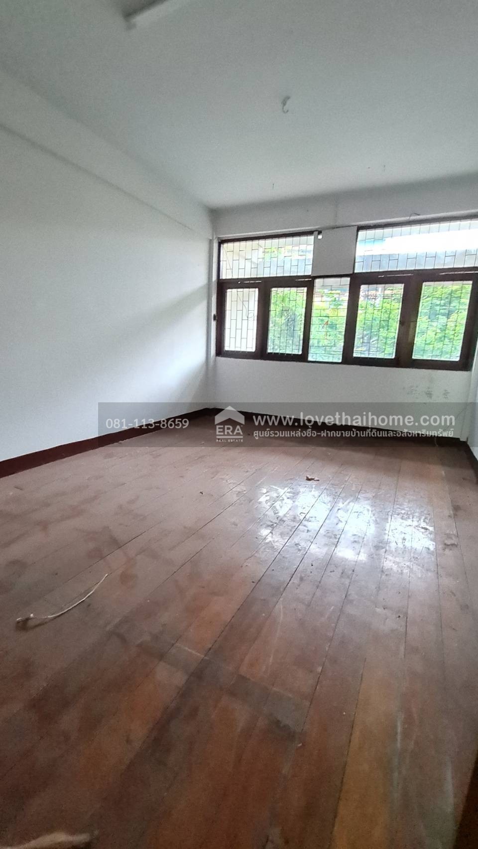 ขายตึกแถว 2.5 ชั้น ติดถนนประชาอุทิศ พื้นที่ 14.7 ตารางวา ขายเพียง 3.5 ล้านบาทเท่านั้น ตกแต่งใหม่ทั้งหลัง หิ้วกระเป๋าเข้าอยู่ได้เลย