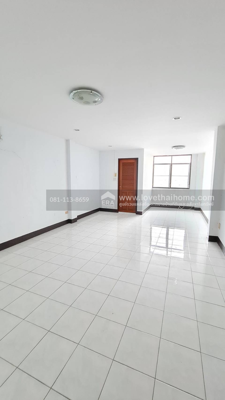 ขายตึกแถว 3.5 ชั้น ซอยประชาอุทิศ22 พื้นที่ 31 ตารางวา ขายเพียง 4.5 ล้านบาทเท่านั้น ตกแต่งใหม่หมดทั้งหลัง หิ้วกระเป๋าเข้าอยู่ได้เลย