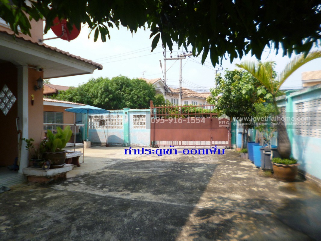 ขายบ้านเดี่ยว หมู่บ้านภัสสร12 ถนนเลียบคลองสาม หลังมุม เนื้อที่ 82 ตารางวา บ้านไซต์ใหญ่ ราคาถูกสุดในโครงการ ขายเพียง 3.3 ล้านบาท ร่มรื่น ปลอดภัย ออกถนนรังสิต-นครนายก (305) เพียง 4 กม.