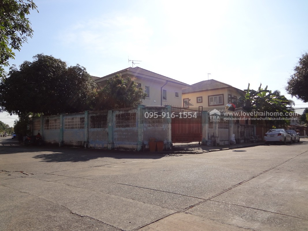 ขายบ้านเดี่ยว หมู่บ้านภัสสร12 ถนนเลียบคลองสาม หลังมุม เนื้อที่ 82 ตารางวา บ้านไซต์ใหญ่ ราคาถูกสุดในโครงการ ขายเพียง 3.3 ล้านบาท ร่มรื่น ปลอดภัย ออกถนนรังสิต-นครนายก (305) เพียง 4 กม.