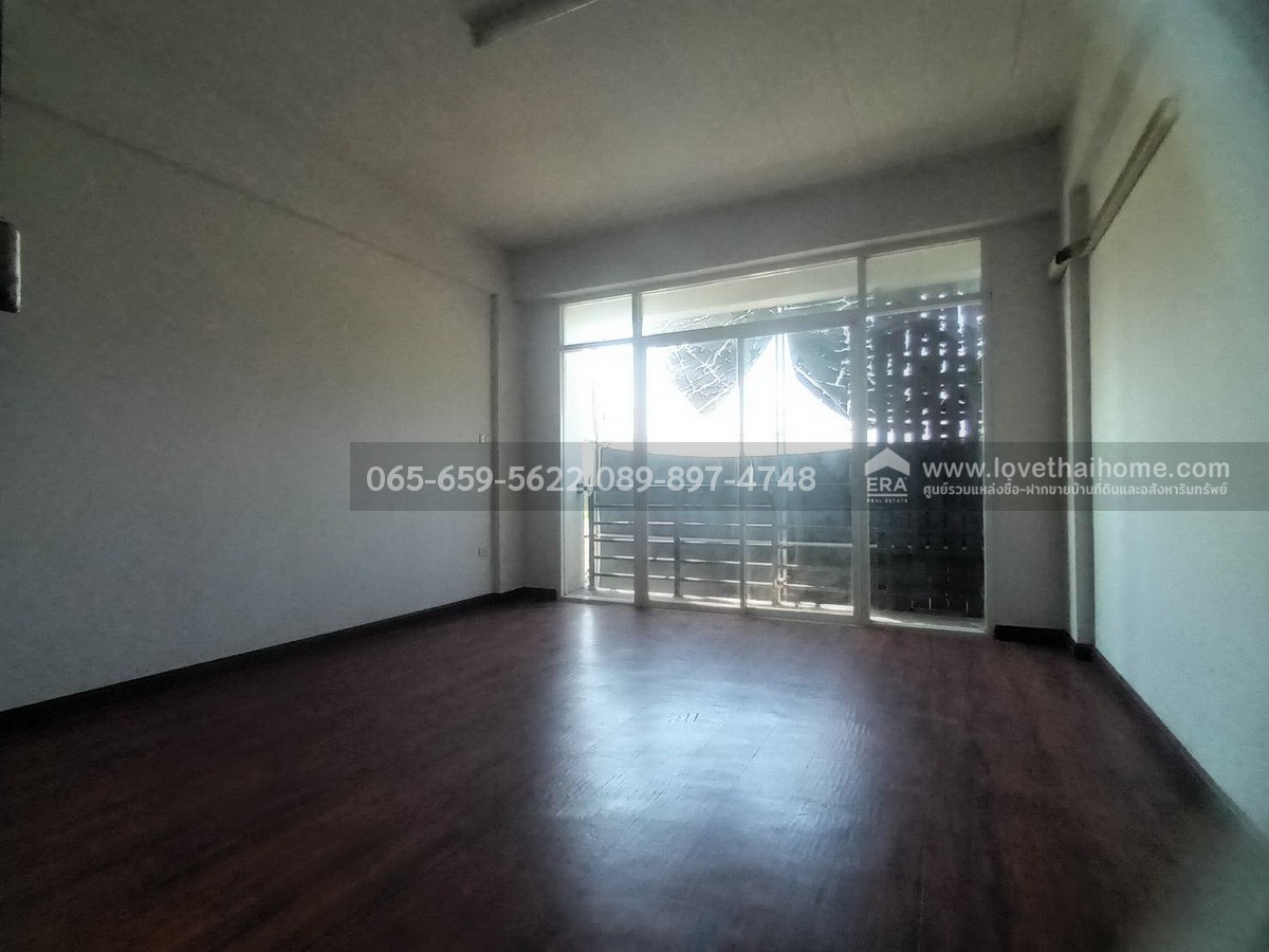 ขายตึกแถว4ชั้น พระองค์เจ้าสาย คลอง4 ธัญบุรี ปทุมธานี พื้นที่17.5ตรว. ราคา5.29ล้าน ทำเลเยี่ยมสุดยอด ติดถนนใหญ่ เหมาะค้าขายหรือทำออฟฟิศ รีบจองด่วนช้าอดเป็นเจ้าของ